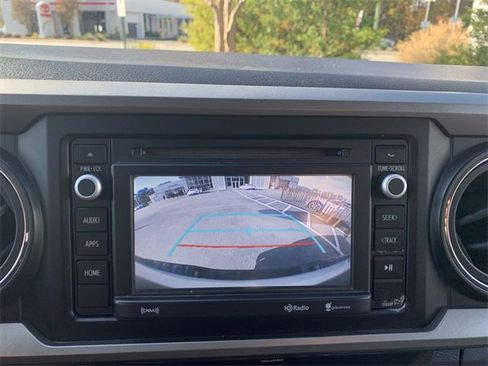 Certified 2019 Toyota Tacoma TRD Sport image 22