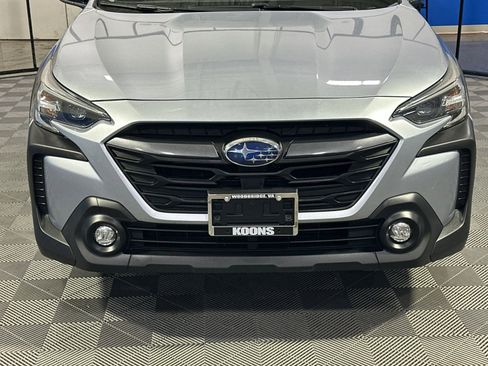 Used 2023 Subaru Outback Premium image 39