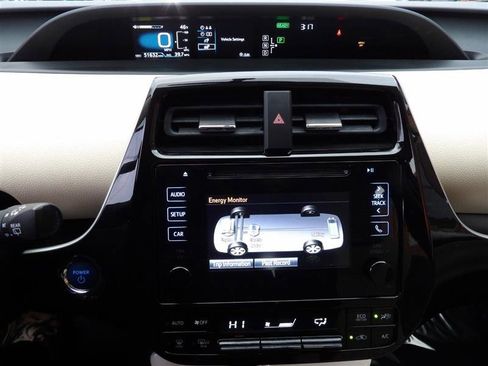 Used 2016 Toyota Prius image 23