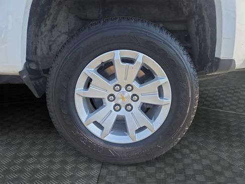 Used 2022 Chevrolet Colorado LT w/ Fleet Safety Package RWD image 35