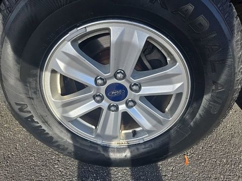 Used 2016 Ford F150 XLT image 35