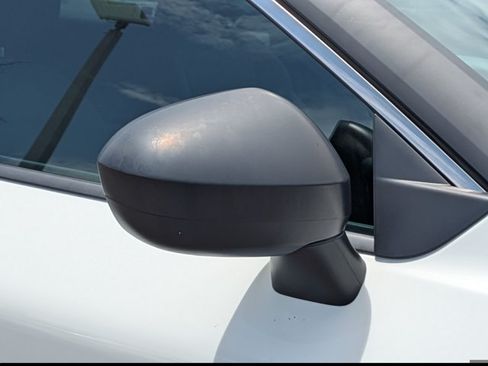 Certified 2024 Nissan Rogue S FWD image 12