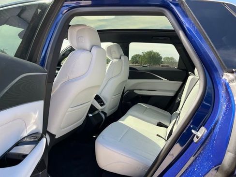 Used 2024 Cadillac Lyriq Luxury RWD image 12