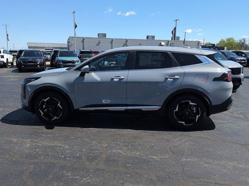New 2026 Kia Sportage EX FWD image 4