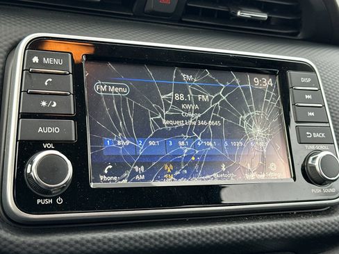 Used 2025 Nissan Kicks Play S image 18