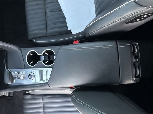 Used 2020 Genesis G70 3.3T image 25