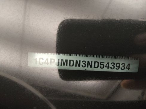 Used 2022 Jeep Cherokee Limited w/ Elite Package image 33