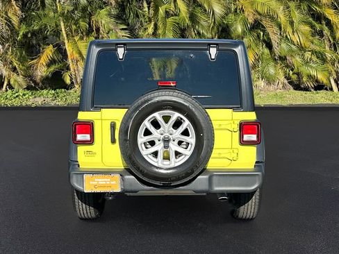 Used 2023 Jeep Wrangler Sport S image 6