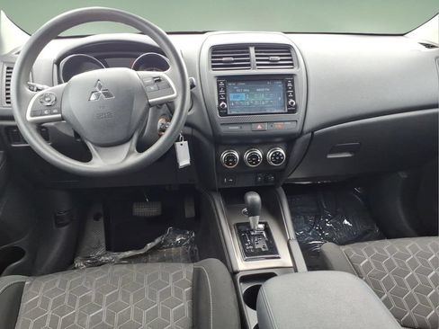 Used 2024 Mitsubishi Outlander Sport ES AWD/4WD image 7