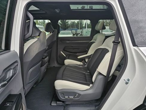 Certified 2024 Kia EV9 GT-Line image 19