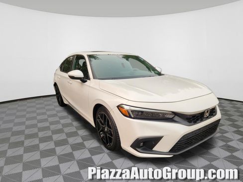 Used 2024 Honda Civic Sport Touring image 1