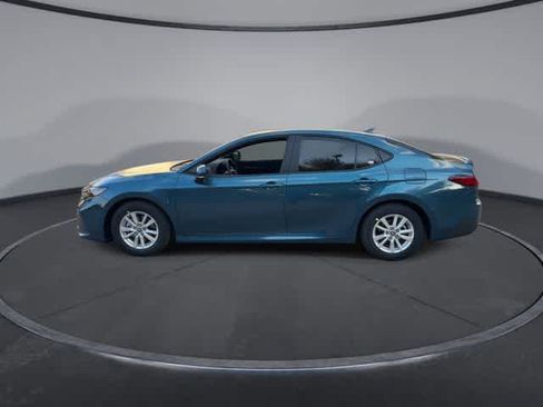 Used 2026 Toyota Camry LE w/ Convenience Package FWD image 5