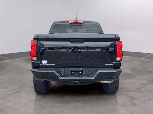 Used 2024 Chevrolet Colorado ZR2 w/ Safety Package AWD/4WD image 5