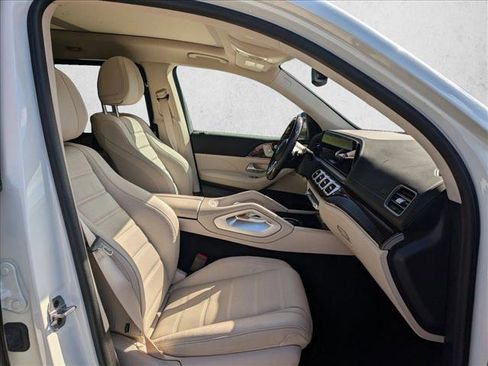 Certified 2023 Mercedes-Benz GLS 580 4MATIC image 23