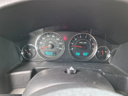 Used 2007 Jeep Commander Sport AWD/4WD image 13