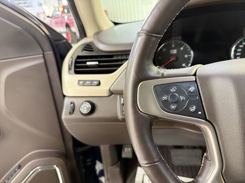 Used 2018 GMC Yukon XL Denali w/ Denali Ultimate Package image 14