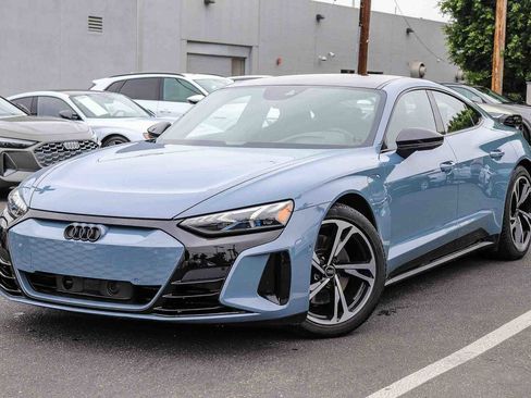 Used 2023 Audi e-tron GT Prestige AWD/4WD image 1
