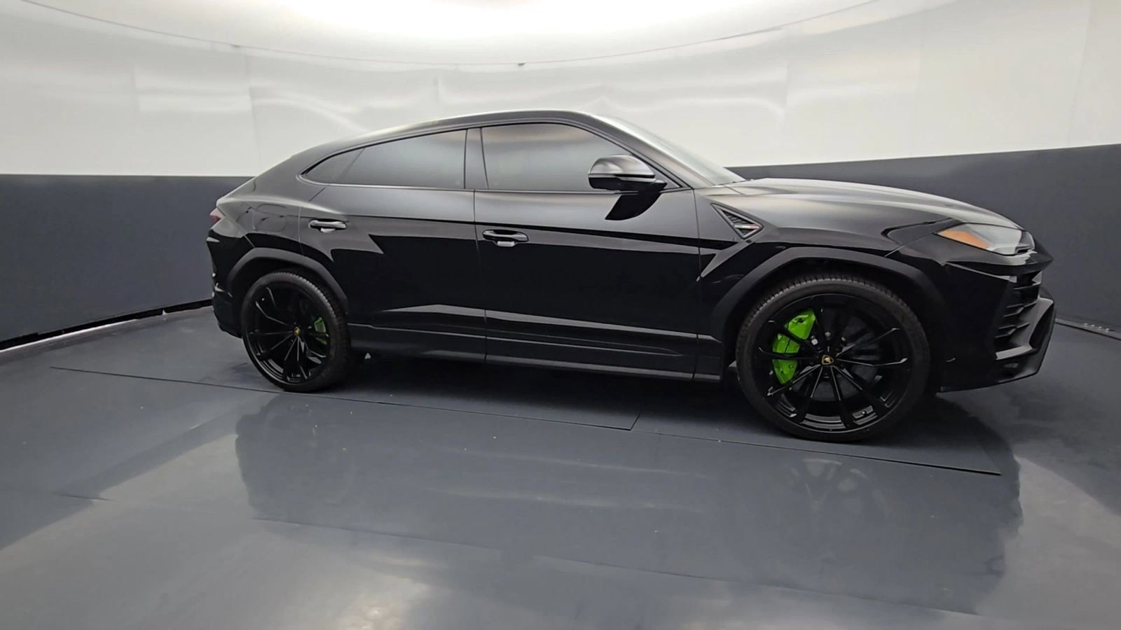 Used 2022 Lamborghini Urus AWD/4WD image 68