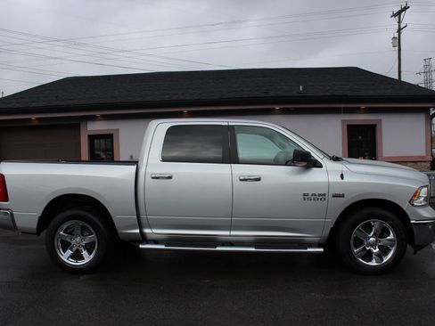 Used 2017 RAM 1500 Big Horn image 3