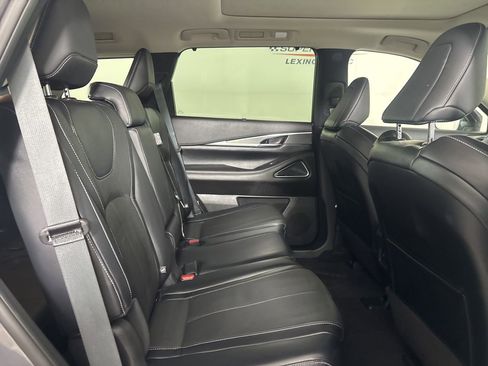 Used 2023 INFINITI QX60 Luxe w/ Vision Package AWD/4WD image 26