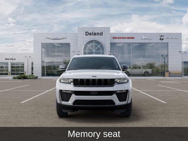 New 2026 Jeep Grand Cherokee Limited w/ Limited Altitude Package AWD/4WD image 9
