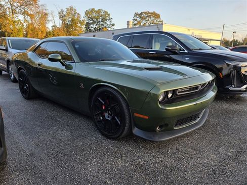 Used 2018 Dodge Challenger R/T Scat Pack w/ Leather Interior Group image 1