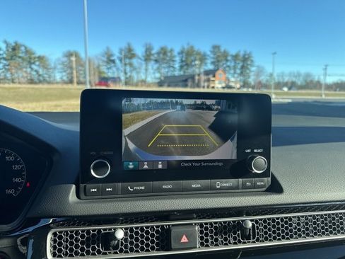 Used 2023 Honda Civic Sport image 23