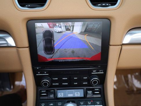 Used 2017 Porsche 718 Boxster RWD image 35