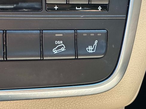 Used 2015 Mercedes-Benz GLA 250 4MATIC image 35