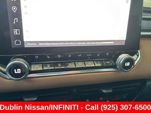 Used 2024 GMC Canyon AT4 w/ AT4 Premium Package AWD/4WD image 28