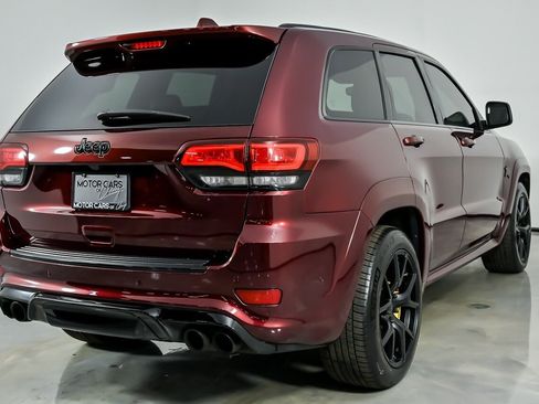 Used 2018 Jeep Grand Cherokee Trackhawk AWD/4WD image 12