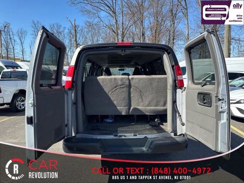 Used 2020 Chevrolet Express 3500 LS image 7