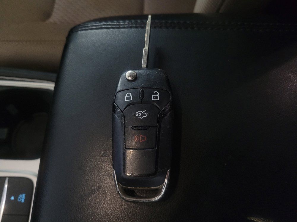 Used 2020 Ford Explorer 2WD image 32