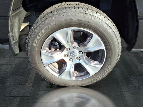 Used 2024 RAM 1500 Laramie image 36