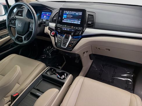 Used 2022 Honda Odyssey Touring image 12