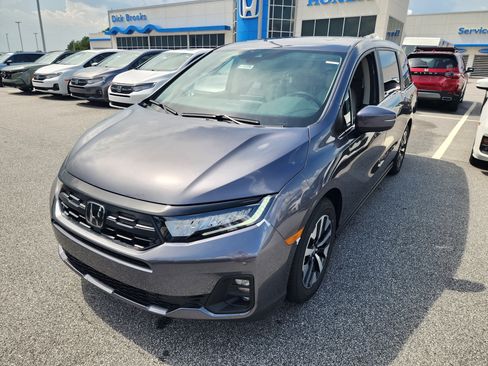 New 2026 Honda Odyssey EX-L image 2