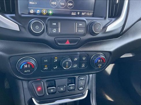 Used 2019 GMC Terrain SLT image 33
