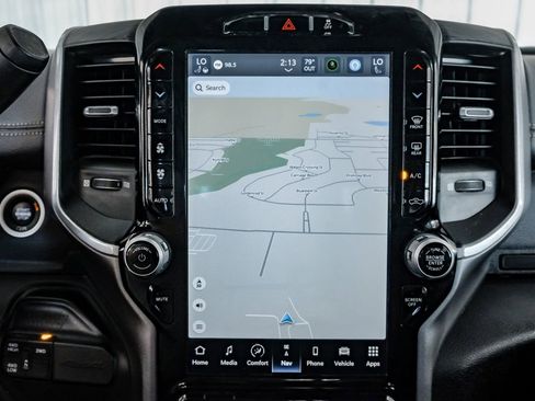 Used 2024 RAM 3500 Laramie w/ Night Edition image 20