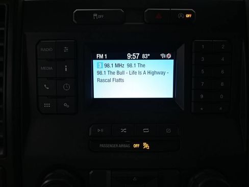 Used 2019 Ford F150 XL w/ Equipment Group 101A Mid AWD/4WD image 13