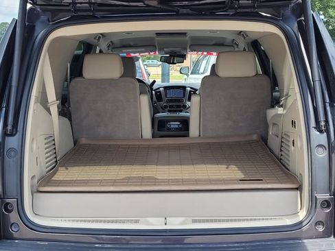 Used 2016 GMC Yukon Denali AWD/4WD image 10