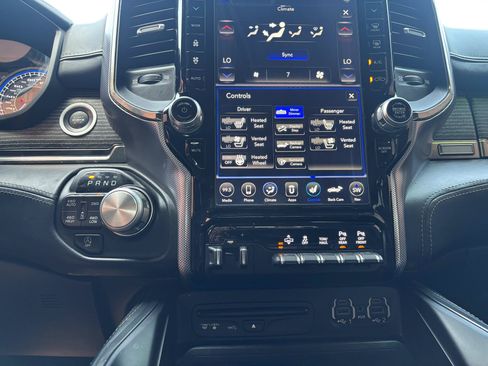 Used 2019 RAM 1500 Limited AWD/4WD image 14