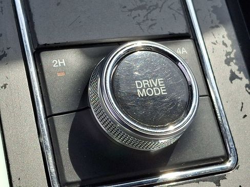 Used 2019 Ford Expedition XLT w/ Equipment Group 202A image 24