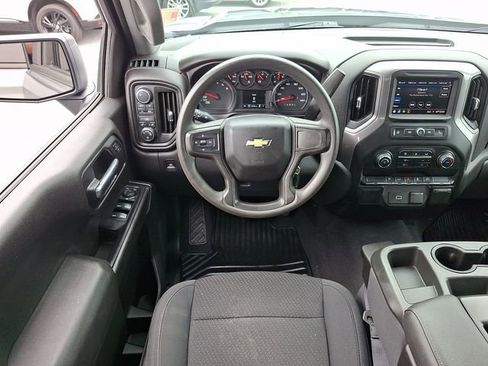 Certified 2020 Chevrolet Silverado 1500 Custom w/ Custom Value Package AWD/4WD image 11