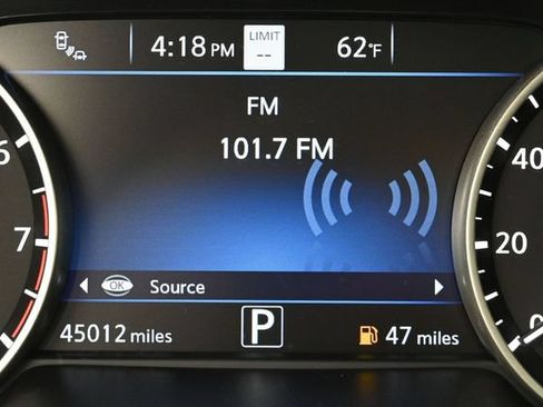Used 2023 Nissan Murano SL w/ SL Moonroof Package FWD image 13