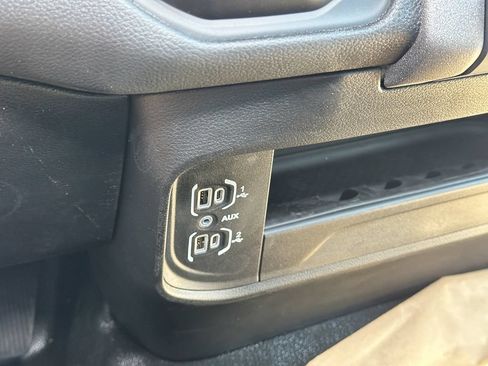 New 2026 RAM 3500 Tradesman AWD/4WD image 17