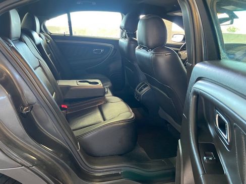 Used 2018 Ford Taurus SEL FWD image 21