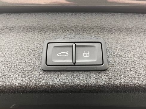 Used 2023 Audi Q3 2.0T Premium Plus w/ Premium Plus Package image 10