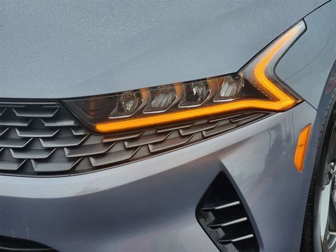Used 2022 Kia K5 LXS image 7