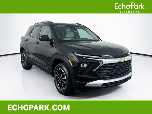 Used 2026 Chevrolet TrailBlazer LT AWD/4WD image 1