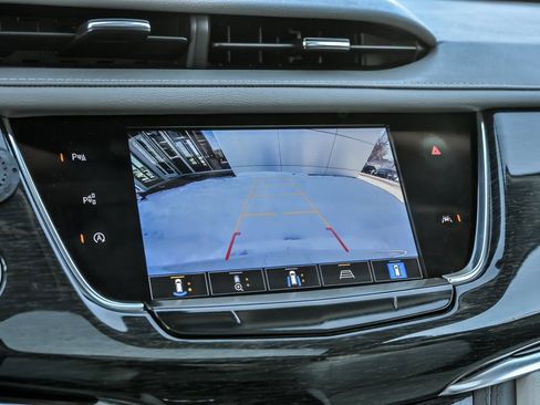 Used 2023 Cadillac XT6 Premium Luxury w/ Technology Package image 23